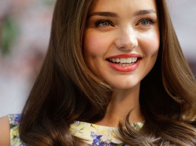 Śpiewająca Miranda Kerr