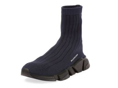 Moda: luksusowe sneakersy – skarpetki