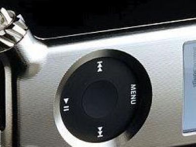 iPod - Tytanowa obudowa do kultowego gadżetu