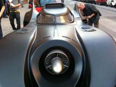 Batmobil tylko dla dużych chłopców (wideo)