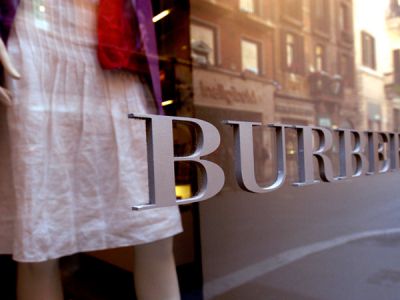 Sposób na kryzys Burberry? Portal