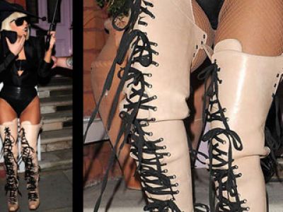 Lady GaGa promuje gorsetowy trend