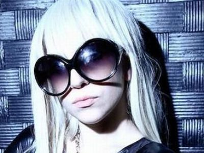 Z kim to nie gra Lady GaGa?