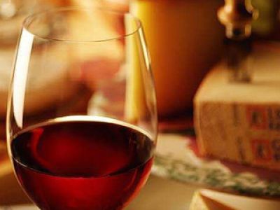 Wino ulubiony przyjaciel kobiety