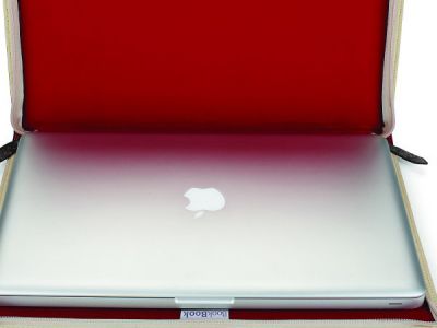 Opraw swojego laptopa w książkę