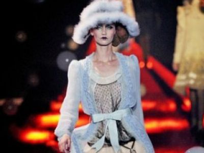Kobieta według Johna Galliano