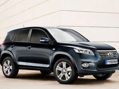 Stara, nowa Toyota