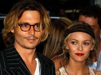 Johnny Depp i Vanessa Paradis. Gwiazdor w sidłach kobiety. Związki gwiazd.