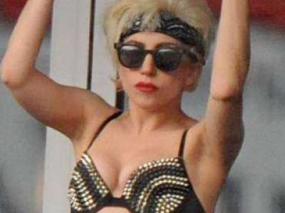 Lady Gaga znów szokuje