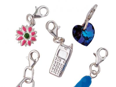 Biżuteria magiczna „charms”