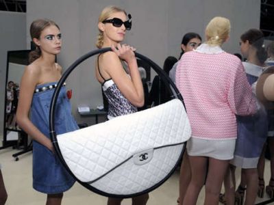 Torba Chanel Hula Hoop