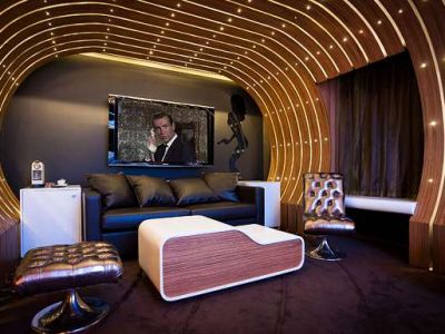 Hotel Seven