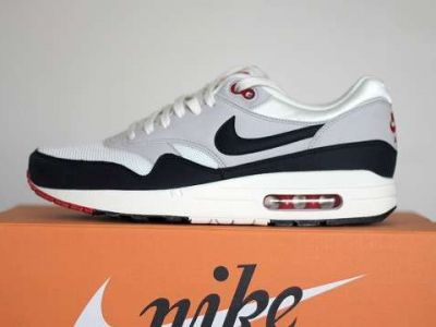 Nike nowe stare sneakersy