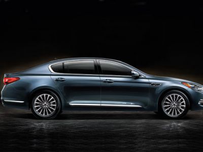 KIA K900