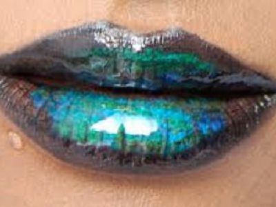 Trendy: holograficzne usta