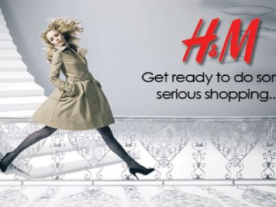 MATTHEW WILLIAMSON WNOSI SŁOŃCE DO LETNIEJ KOLEKCJI H&M