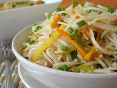 Makaron sojowy z sosem azjatyckim – dieta