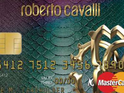 Karta kredytowa ze skóry węża od Roberto Cavalli