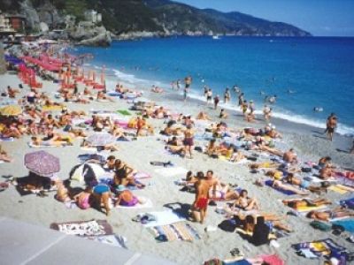 Topless- miejsca, w których bezpiecznie można opalać się bez stanika