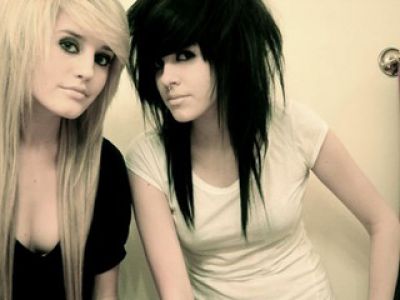 Styl emo - fryzury
