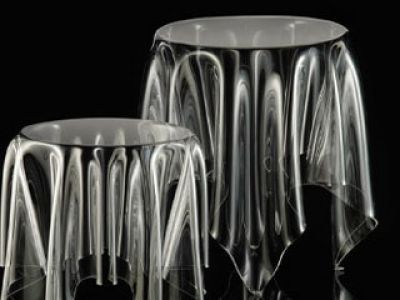 Lewitujący design – stół Grand Illusion Table