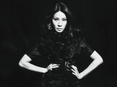 Lucy Liu i chiński Vogue..