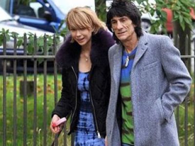 Piąty Stones – The Rolling Stones- romansuje ze swoją córką!