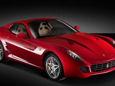 Ferrari ma własny napęd hybrydowy