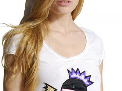 T-shirty też mogą być modne