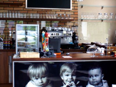 Mama Mia cafe & shop & baby