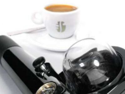Espresso zawsze pod ręką – na szczęście bez kryształków Swarovskiego