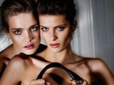 Lesbijski aspekt u Versace.