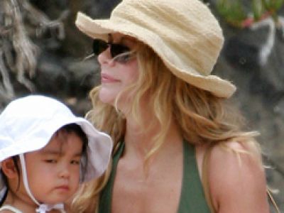 Angelina Jolie i Meg Ryan parą ? Na szczęście nie. To dzieci gwiazd są parą.