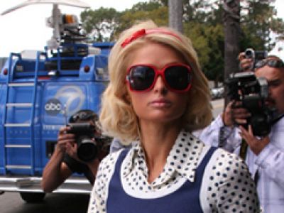 STRÓJ DNIA Paris Hilton
