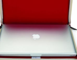 Opraw swojego laptopa w książkę