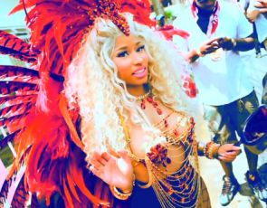 Nicki Minaj – Pound The Alarm