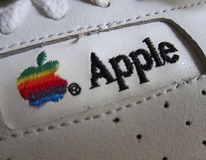 Apple Vintage Sneakers