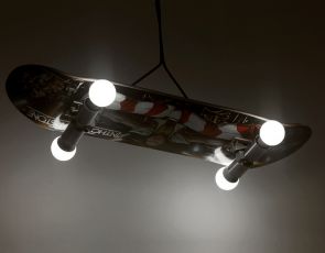 Lampa deskorolka