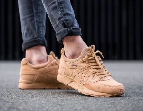 ASICS Piękna i Bestia