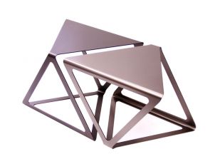 Funkcjonalny design trójkątnych mebli