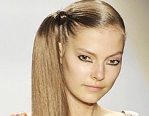 Extreme side pony