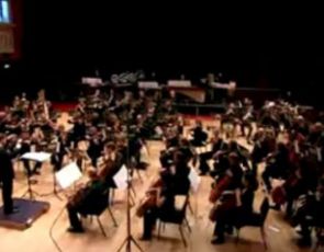Cyber symfonia czy nierealny koncert?