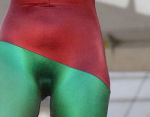 Czemu gwiazdy pokazują Camel toe?!