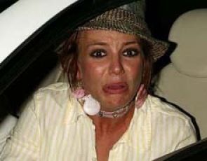 Britney Spears nie może przekroczyć pierwszego etapu.