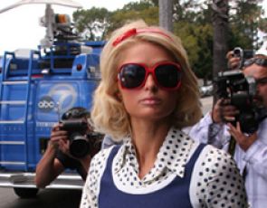STRÓJ DNIA Paris Hilton