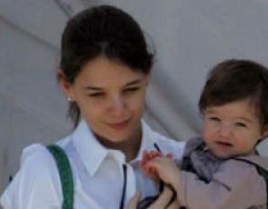Katie Holmes zaczyna mieć dość Cruise